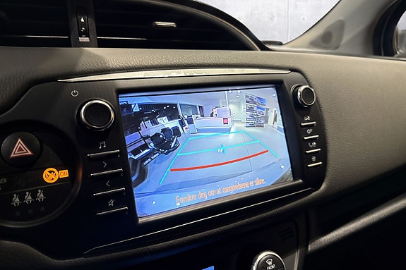 Toyota Yaris 18 of 19