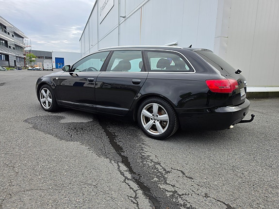 Audi A6 4 of 26
