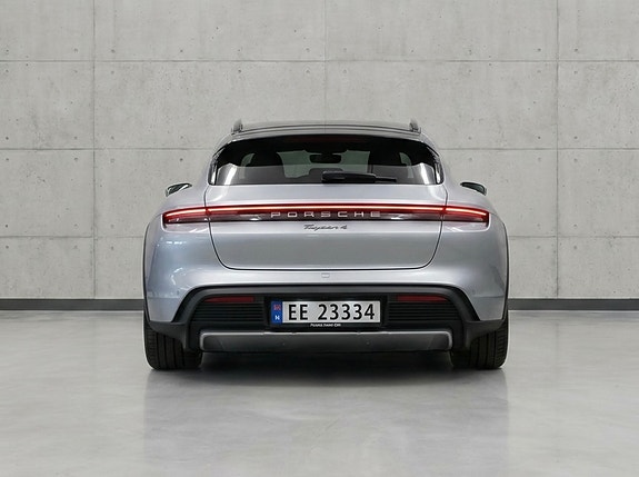 Porsche Taycan 4 5 of 30