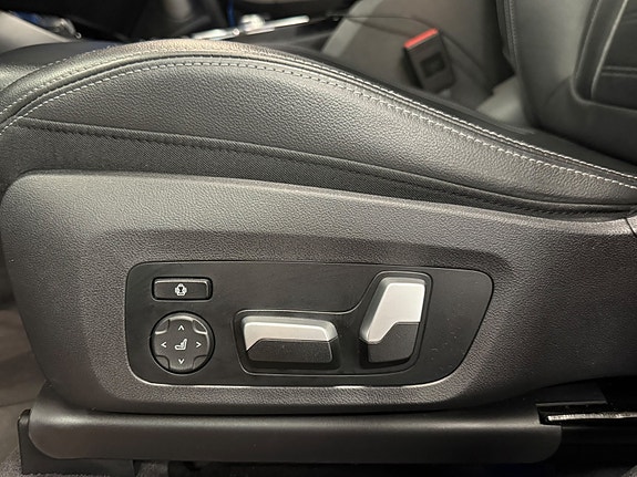 BMW iX3 16 of 30