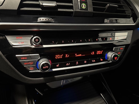 BMW iX3 29 of 30
