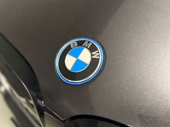 BMW iX3 10 of 30