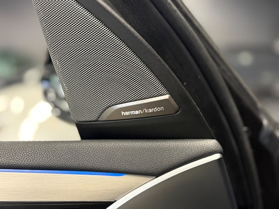 BMW iX3 14 of 30