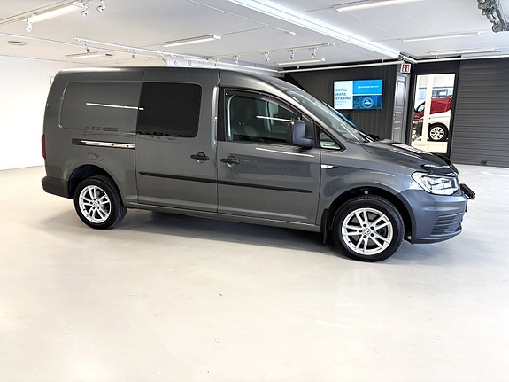 Volkswagen Caddy Maxi 10 of 28