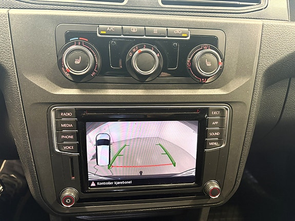 Volkswagen Caddy Maxi 28 of 28