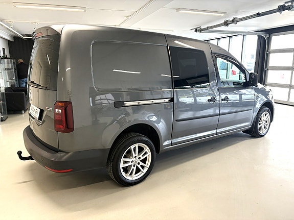 Volkswagen Caddy Maxi 13 of 28