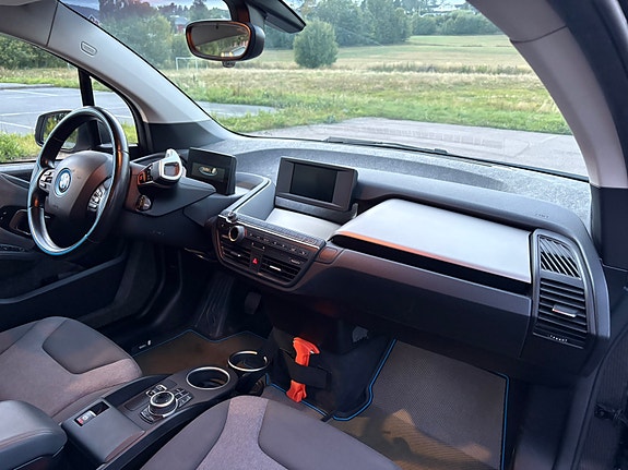 BMW i3 8 of 18