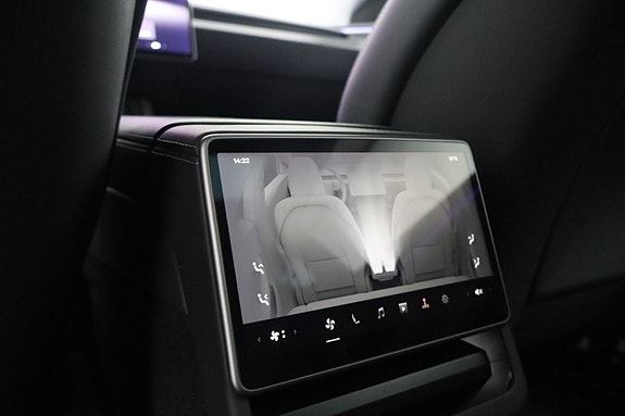 Tesla Model 3 23 of 30
