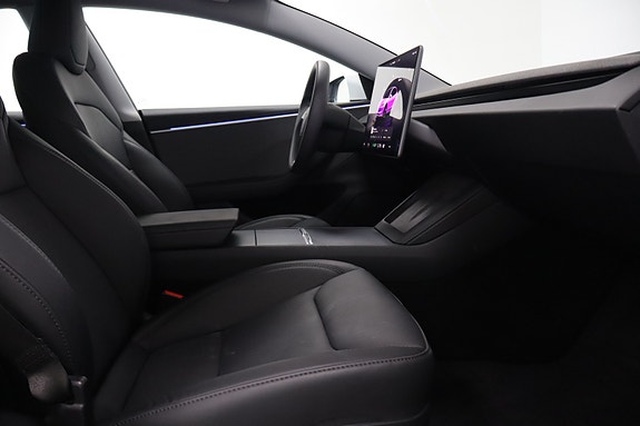 Tesla Model 3 25 of 30