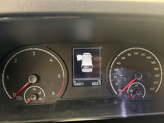 Volkswagen Caddy 26 of 30