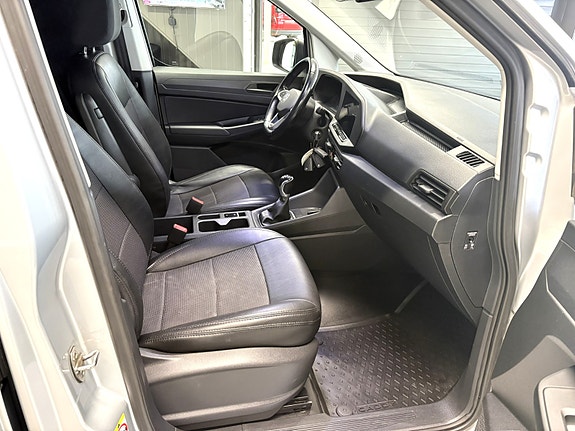 Volkswagen Caddy 29 of 30