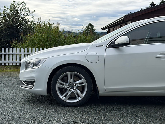 Volvo V60 10 of 30