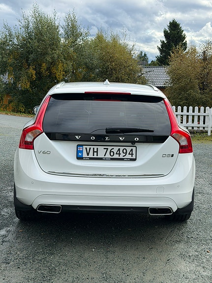 Volvo V60 6 of 30