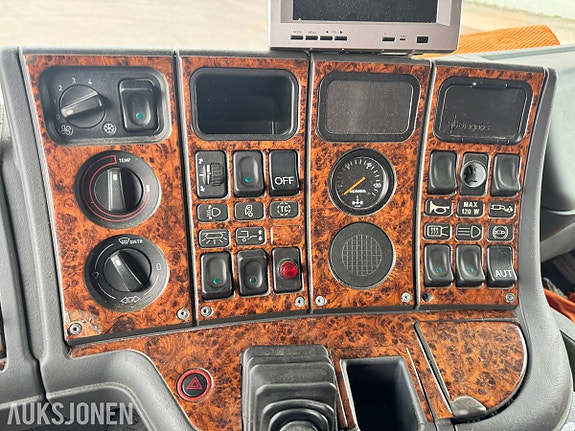 Scania Scania 300 skapbil med kjøl og frys - påbygg fra 2003 - Thermo King kjøleanlegg - Zepro 2000 kg bakl 21 of 30