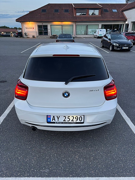 BMW 116d 5 of 8
