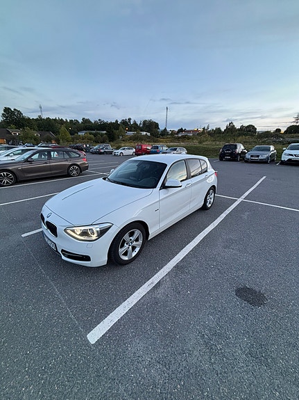 BMW 116d 3 of 8