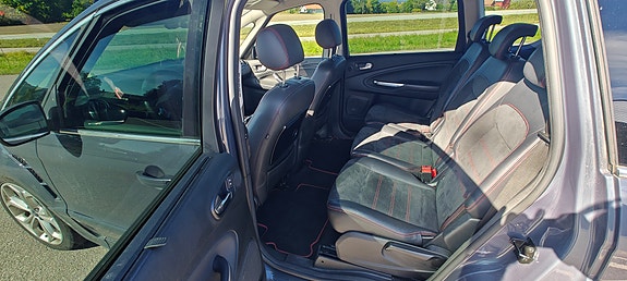 Ford S-MAX 20 of 27