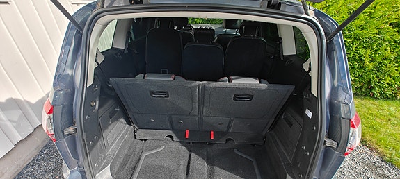 Ford S-MAX 4 of 27