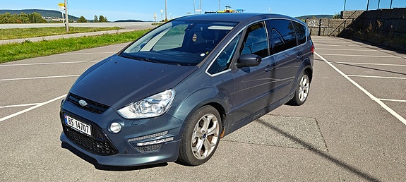 Ford S-MAX 12 of 27