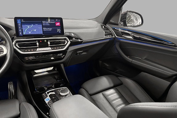 BMW iX3 11 of 30