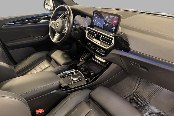 BMW iX3 24 of 30