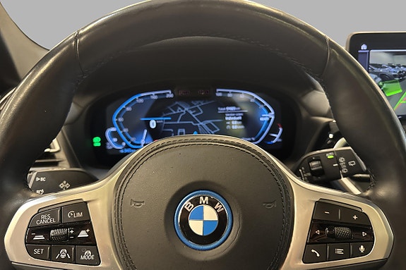 BMW iX3 28 of 30