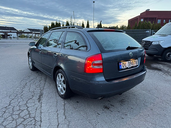 Skoda Octavia 5 of 27