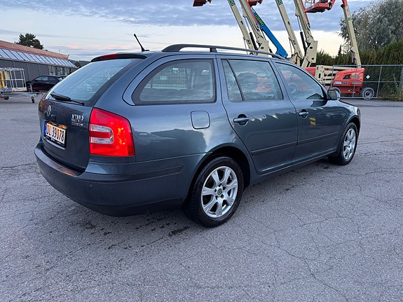 Skoda Octavia 3 of 27