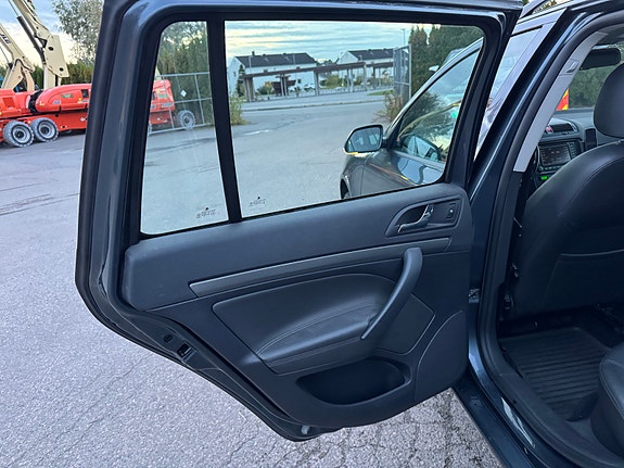 Skoda Octavia 16 of 27