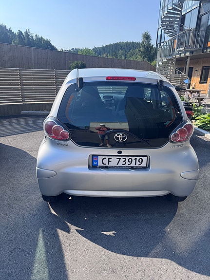 Toyota Aygo 4 of 6