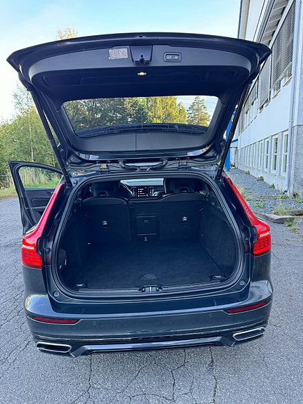 Volvo V60 12 of 26
