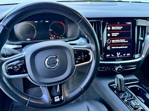 Volvo V60 25 of 26