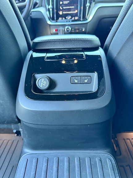 Volvo V60 16 of 26