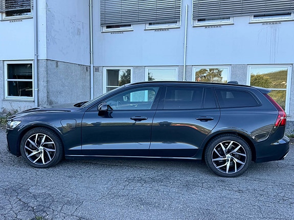 Volvo V60 3 of 26