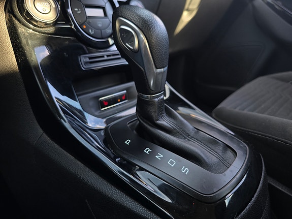 Ford Fiesta 11 of 18