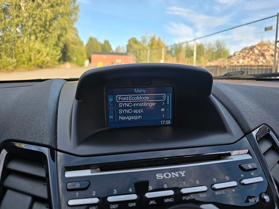 Ford Fiesta 10 of 18