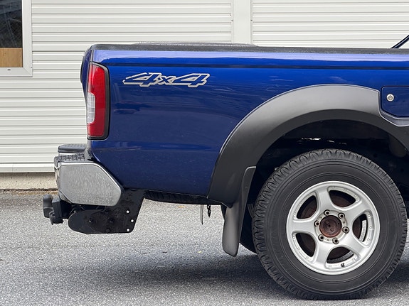 Nissan NP300 9 of 30
