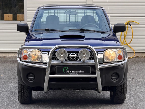 Nissan NP300 7 of 30