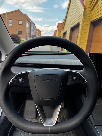 Tesla Model 3 14 of 26