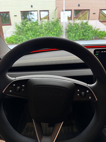 Tesla Model 3 10 of 26