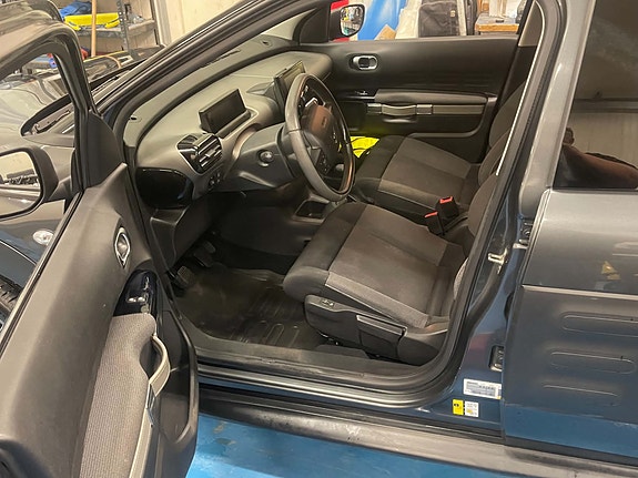 Citroen C4 Cactus 12 of 21