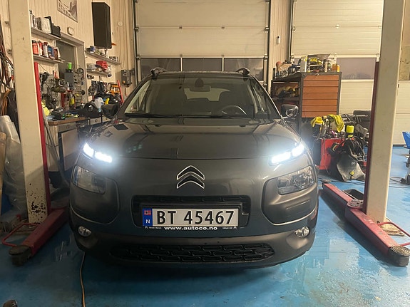 Citroen C4 Cactus 21 of 21