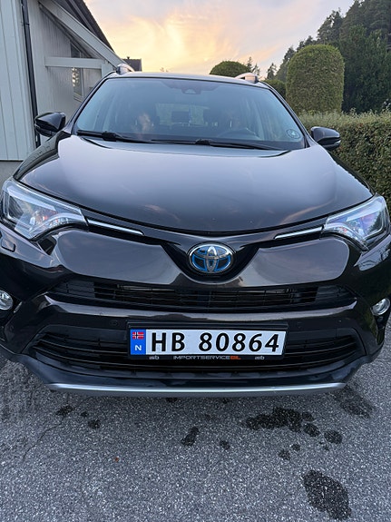 Toyota RAV4 18 of 30