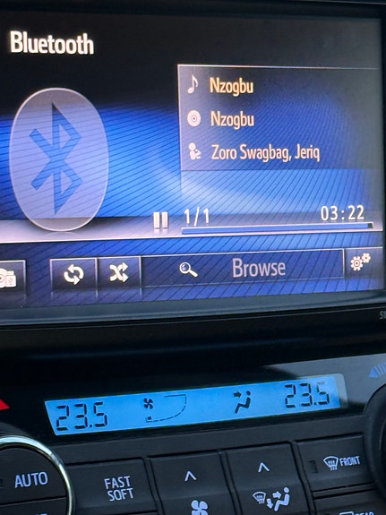 Toyota RAV4 7 of 30