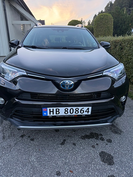 Toyota RAV4 17 of 30