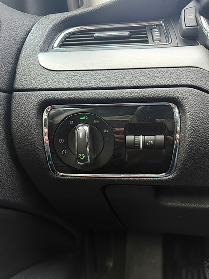 Skoda Superb 14 of 24