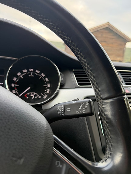 Skoda Superb 16 of 24