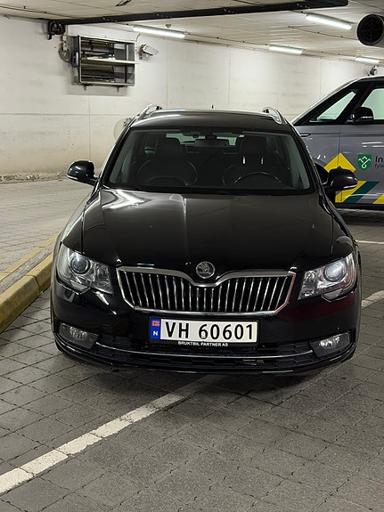 Skoda Superb 2 of 24