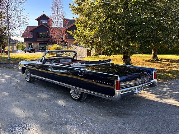 Buick Electra 16 of 30