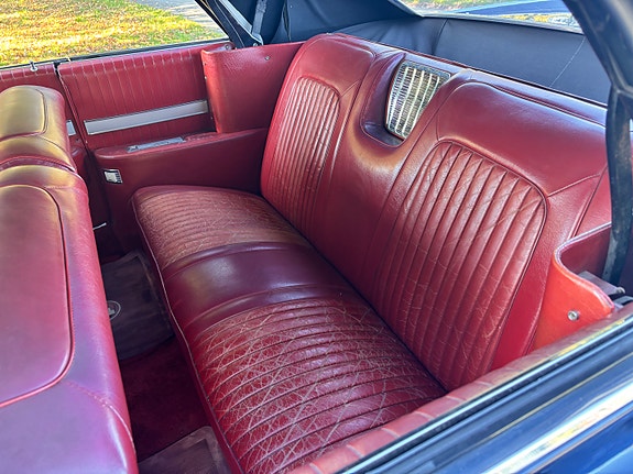 Buick Electra 19 of 30
